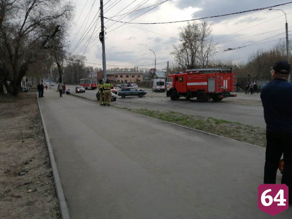 Девушка и 10-месячный ребенок травмировались в массовом ДТП 