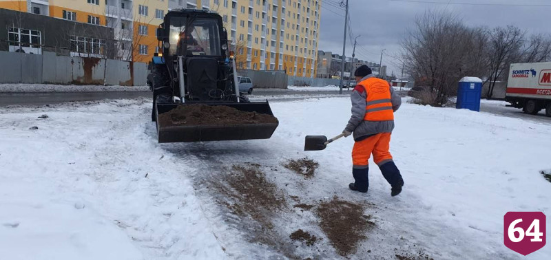 Глава Саратова объявила борьбу с гололедом