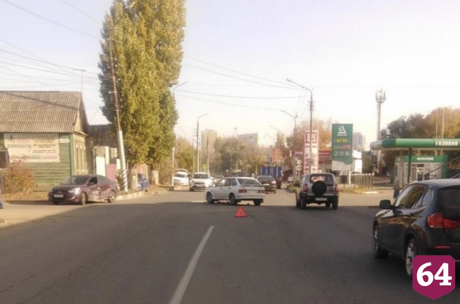 Автоледи попала в больницу после столкновения с «Ладой»