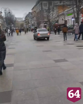 Саратовцы заступились за проехавшего по проспекту Столыпина водителя