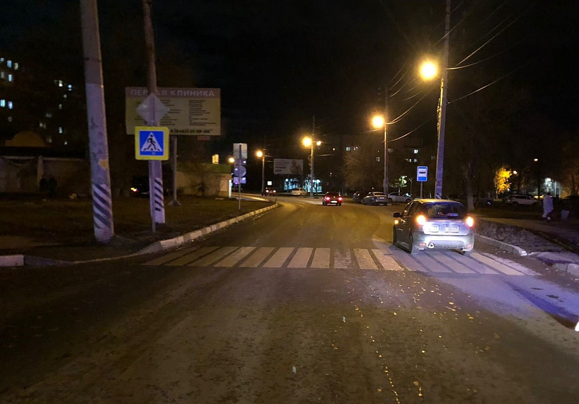 В Энгельсе пенсионер на «Калине» сбил женщину