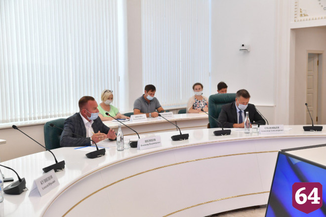 Губернатор раскритиковал темпы строительства цирковой студии