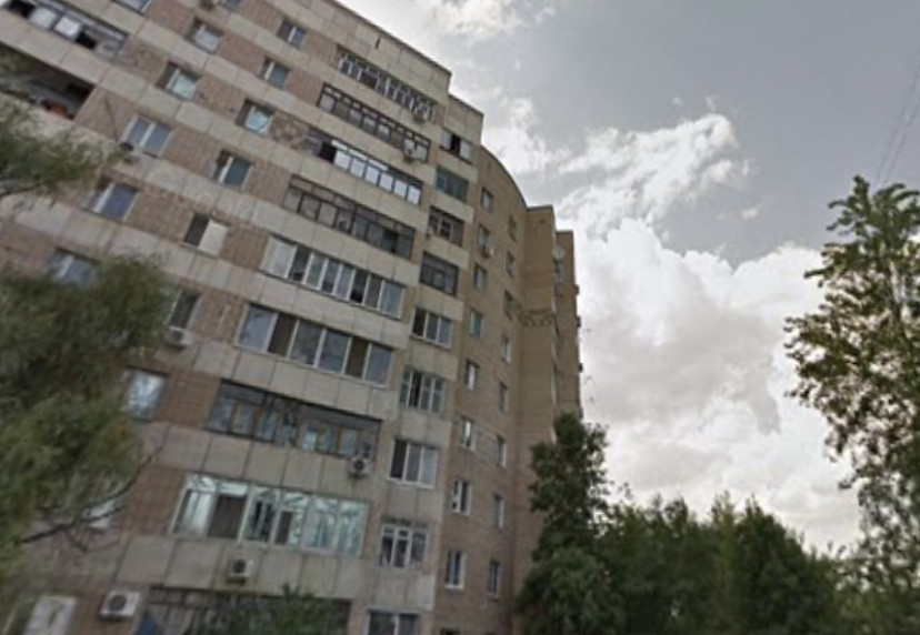 В Саратове мужчина упал с 9-го этажа и умер