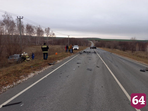 На трассе под Саратовом в ДТП погибли двое мужчин