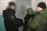 Житель Энгельса пытался изнасиловать женщину в подъезде и получил 5 лет 
