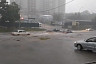 Сильный ливень затопил улицы Саратова