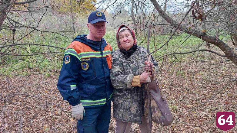 В лесу под Саратовом заблудилась 76-летняя грибница 