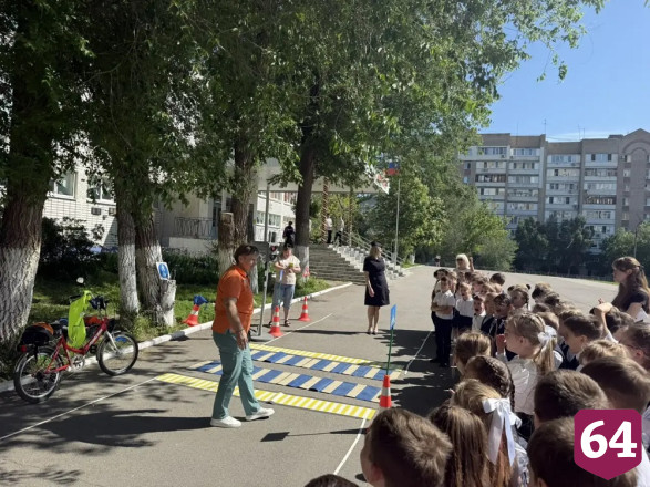 В саратовских школах перед каникулами прошли уроки безопасности