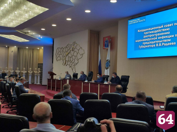 Саратовские школы проверят на соблюдение санитарных норм в пандемию