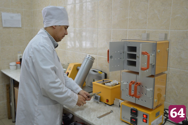 Саратовские эксперты проверяют качество продуктов в детских садах
