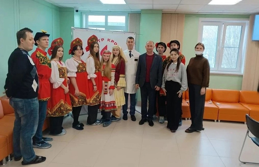 Более 200 жителей Саратовской области сдали кровь в День донора