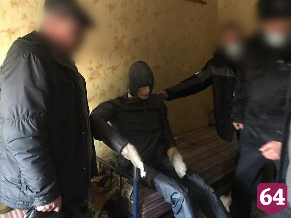 Саратовец задушил друга за чрезмерное курение