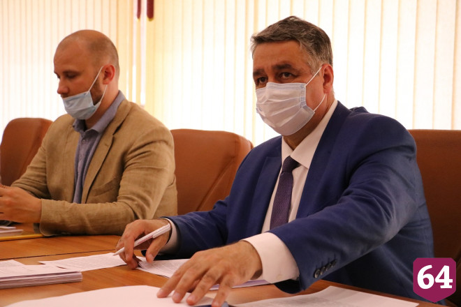 В Саратове поспорили о действиях при цунами и попадании бомбы в АЭС