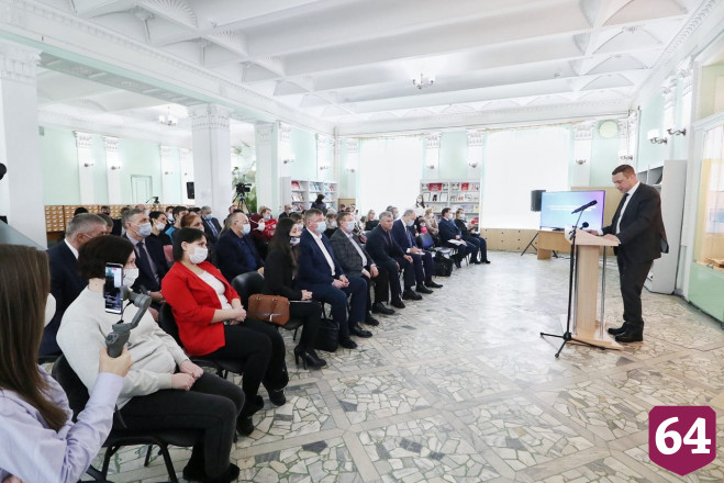Володин потребовал найти пути решения проблем с жильем для сирот 