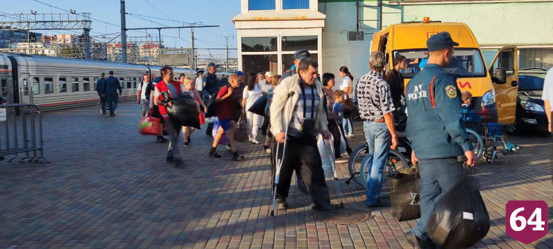 В Саратов прибыли 95 жителей Курской области 