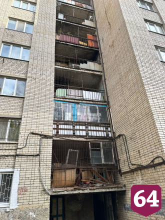 На 3-й Дачной из-за горящего балкона эвакуировали жильцов многоэтажки