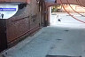 Нападение на женщину в Энгельсе ради цепочки попало на камеры