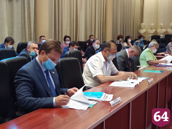 В Саратовской области продлили режим ограничений из-за коронавируса 