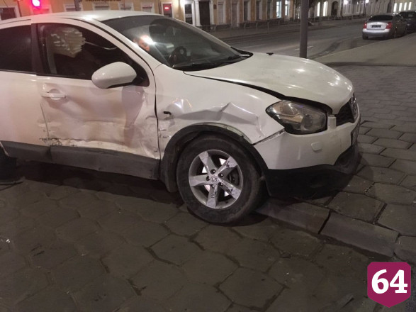 В аварии на Московской травмировалась женщина