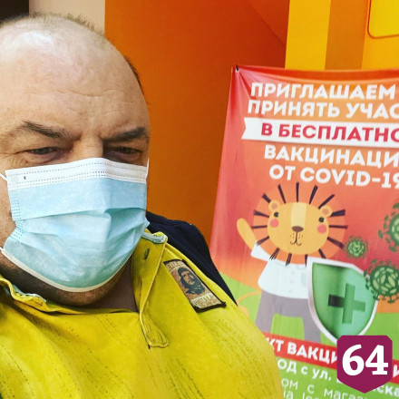 Глава минздрава не нашел медиков в прививочном центре торгового комплекса