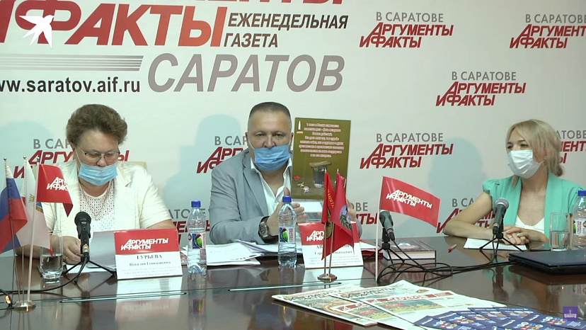 Саратовских ветеранов пригласили в студию лепки из глины