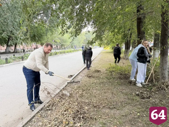 В Саратове на субботник вышли 7 тысяч человек