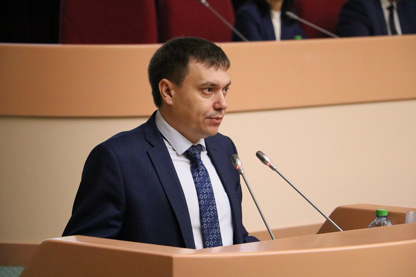 Зампред озабочен финансовой устойчивостью Фонда капремонта