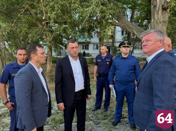 В Саратовской области после атаки БПЛА эвакуировали жильцов 3 домов