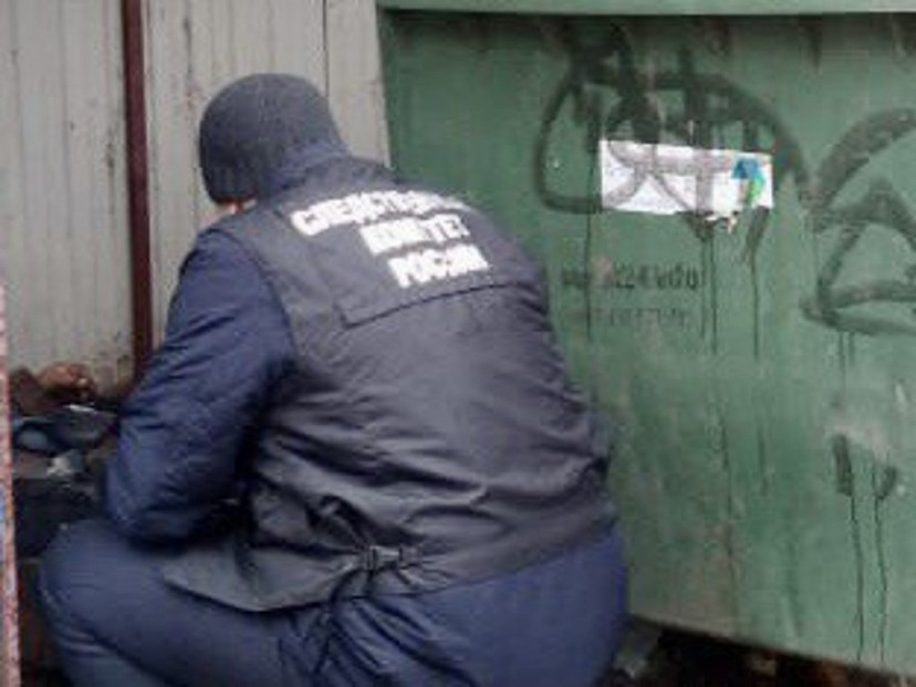 Под Саратовом у мусорки нашли труп неизвестного мужчины