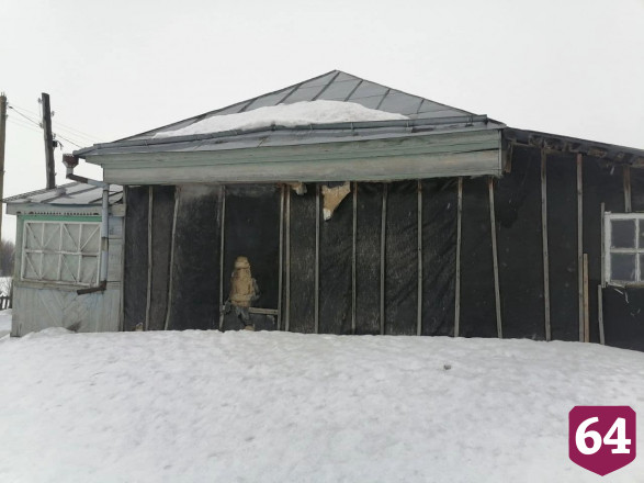 Под Саратовом при возгорании стены дома погиб мужчина