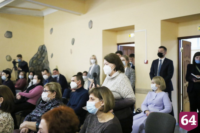 Володин поставил задачу привести в порядок дороги в Агафоновке 