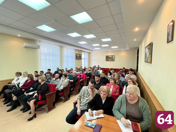 Депутат Госдумы на встрече с саратовцами рассказал о реализованных проектах