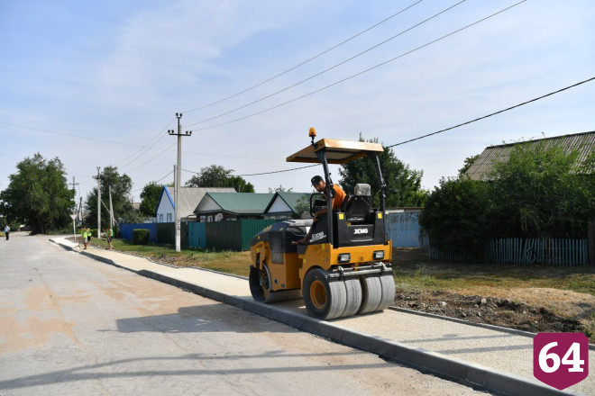 В четырех районах Саратовской области стартовал ремонт тротуаров