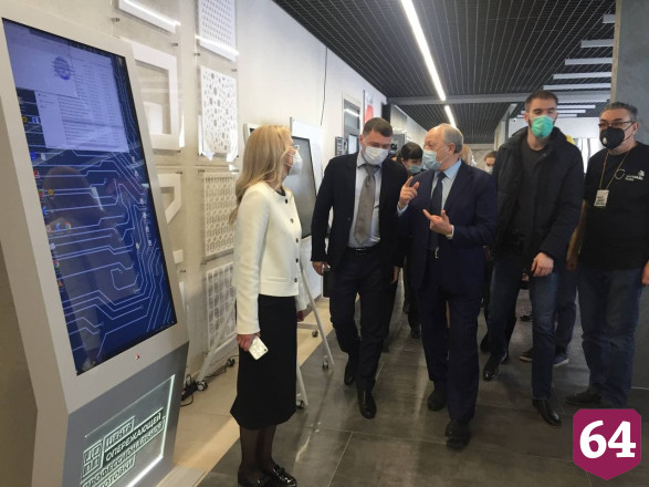 Губернатор отметил востребованность специалистов строительной отрасли 