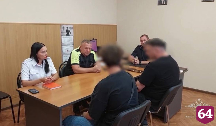 В Саратовской области подростка наказали за попытку уйти от полиции на кабриолете