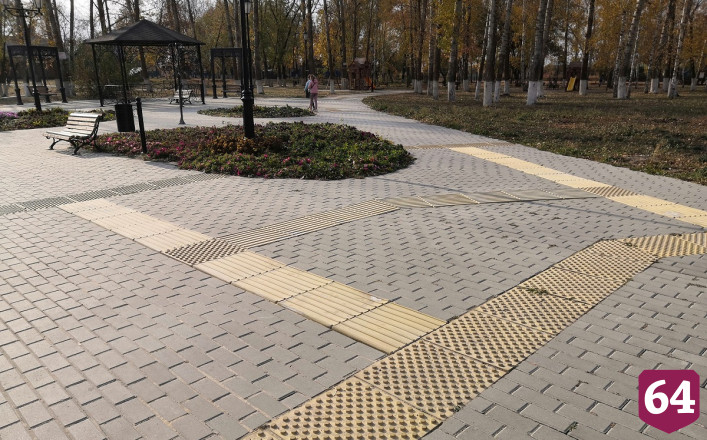 В городском парке убрали установленную вместо пандуса пушку