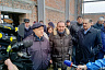 Губернатор недоволен количеством каменщиков на строительстве спортивного объекта