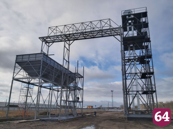 Под Саратовом строят зернохранилище за 300 млн рублей