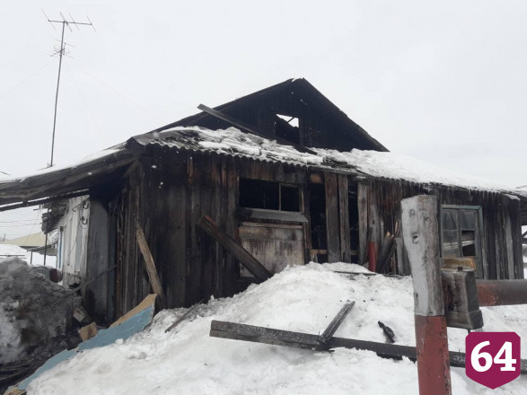Под Саратовом 10-летняя девочка тушила загоревшийся в доме матрас