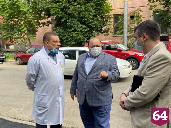 Министр оценил обновления в Саратовской областной детской больнице