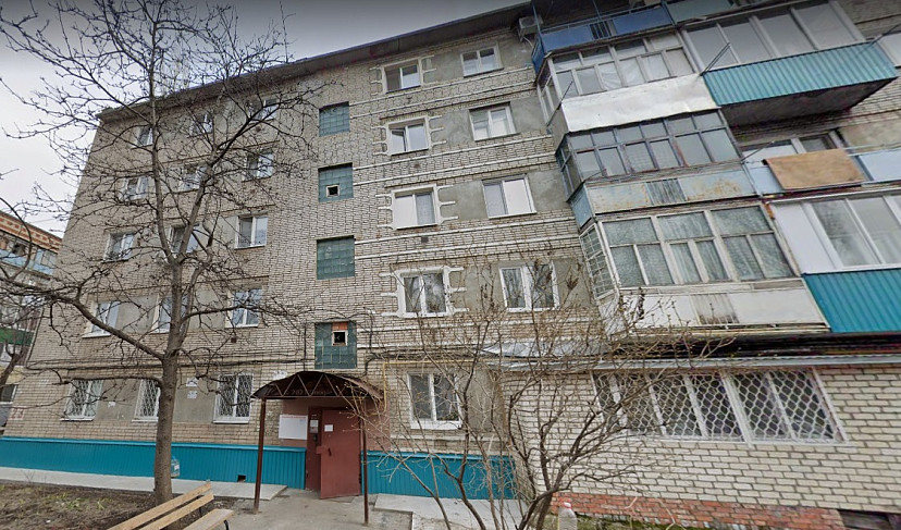 Под Саратовом юноши тушили горящую квартиру и выводили жильцов