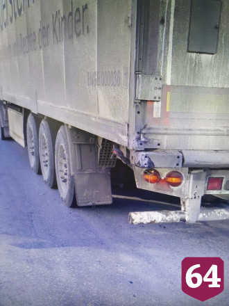 Автоледи попала в больницу после ДТП с фурой на трассе