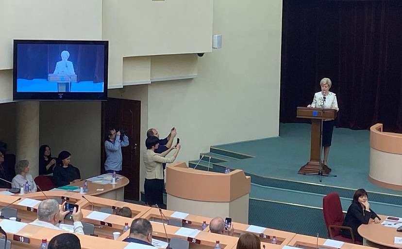 Губернатор поддержал избрание Лады Мокроусовой главой Саратова 