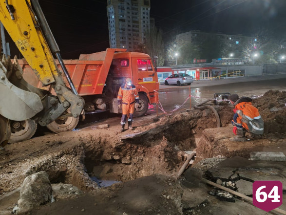Понедельник тысячи саратовцев проведут без воды 