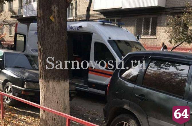 В Саратове задержана выбросившая из окна дочерей женщина