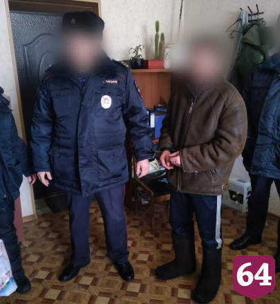 Саратовец разбудил друга среди ночи и зарезал за мат