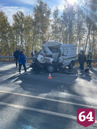 Водитель «Соболя» погиб в ДТП с фурой под Саратовом