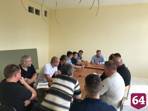 Глава Саратова поручил возвести пристройки к школам в сжатые сроки