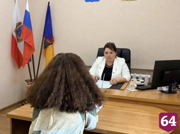 Жители пожаловались главе района на УК и демонтаж ларька