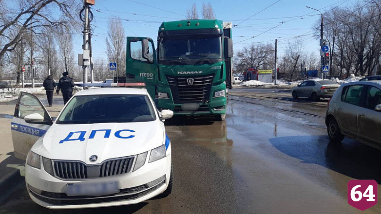 Водителя фуры осудят за гибель пенсионера в ДТП на Азина